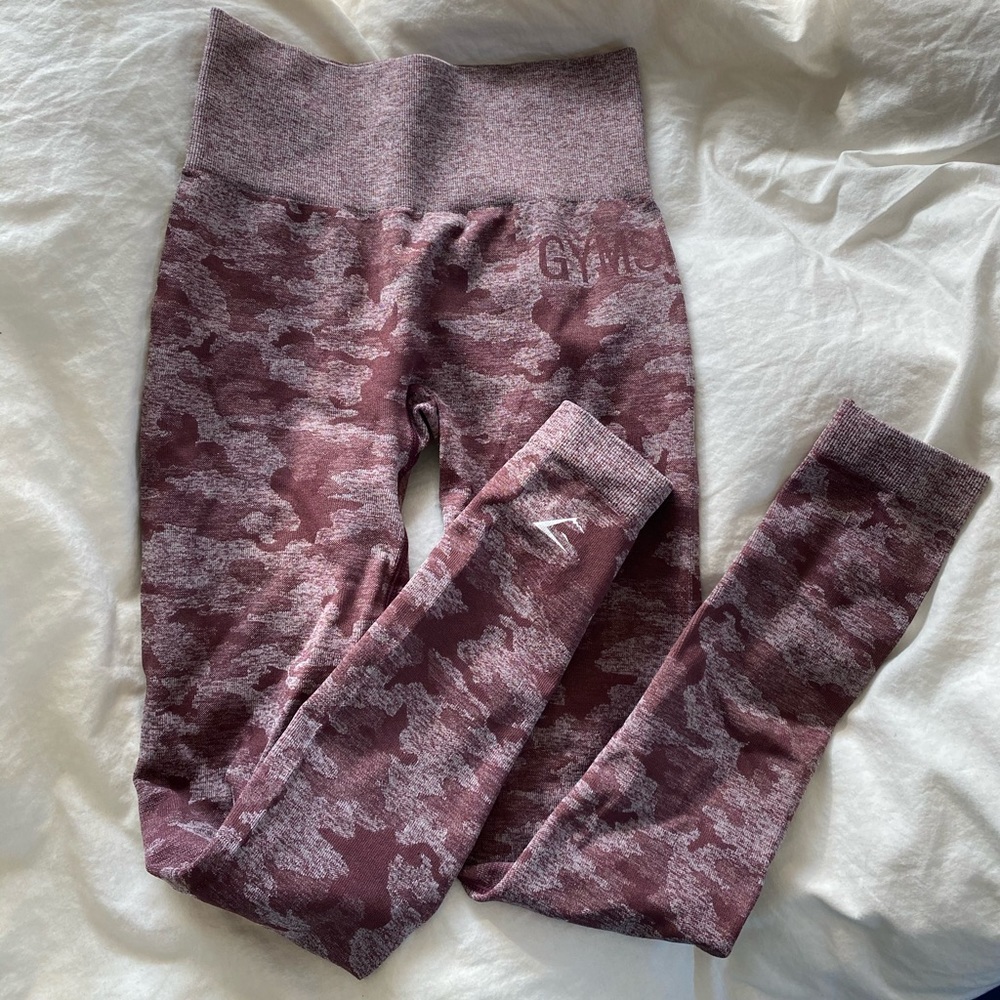 Gymshark Camo Seamless in Berry Red